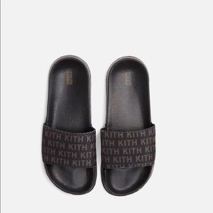 kith monogram slides